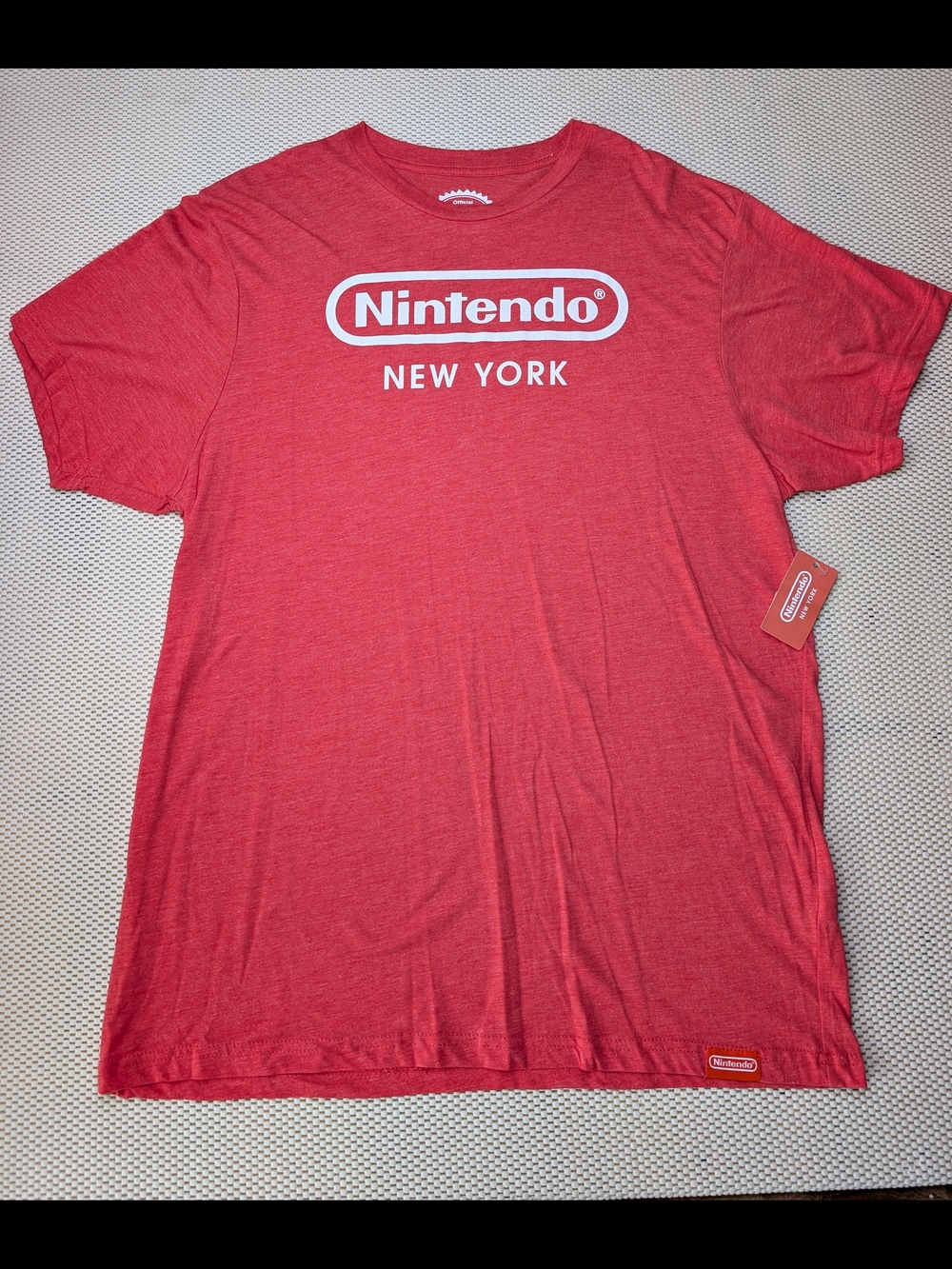 Nintendo New York Official Size XXL Red T-shirt Mario